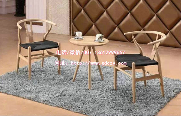 厂家专业生产圆形实木餐桌款式  实木餐椅报价